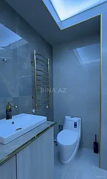 Satılır 2 otaqlı mənzil 65 m²