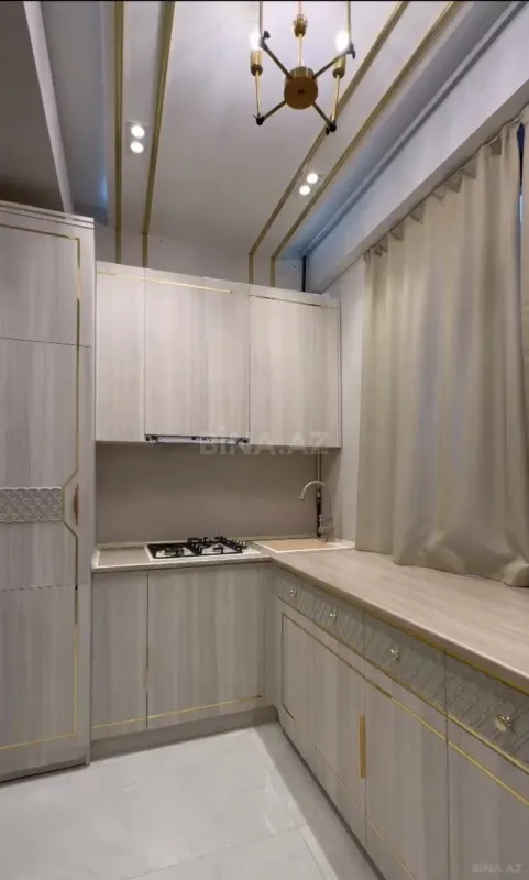 Satılır 2 otaqlı mənzil 65 m²