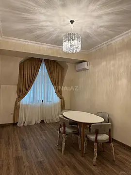 Satılır 3 otaqlı mənzil 125 m²