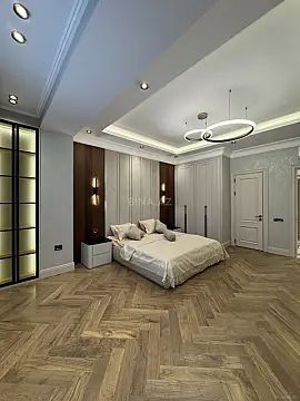 Satılır 4 otaqlı mənzil 185 m²