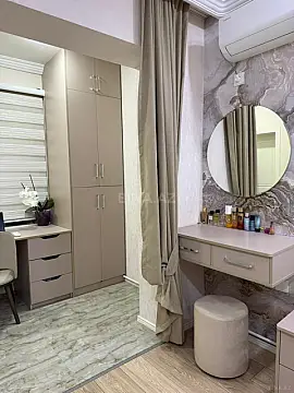 Satılır 2 otaqlı mənzil 70 m²