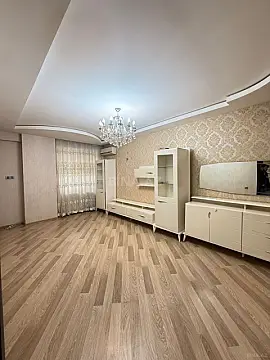 Satılır 2 otaqlı mənzil 78 m² — Bakı, İnşaatçılar 2 otaq 78.00 m²