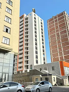 Satılır 2 otaqlı mənzil 67 m² — Bakı, Həzi Aslanov qəs. 2 otaq 67.00 m²