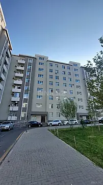 Satılır 4 otaqlı mənzil 110.8 m²