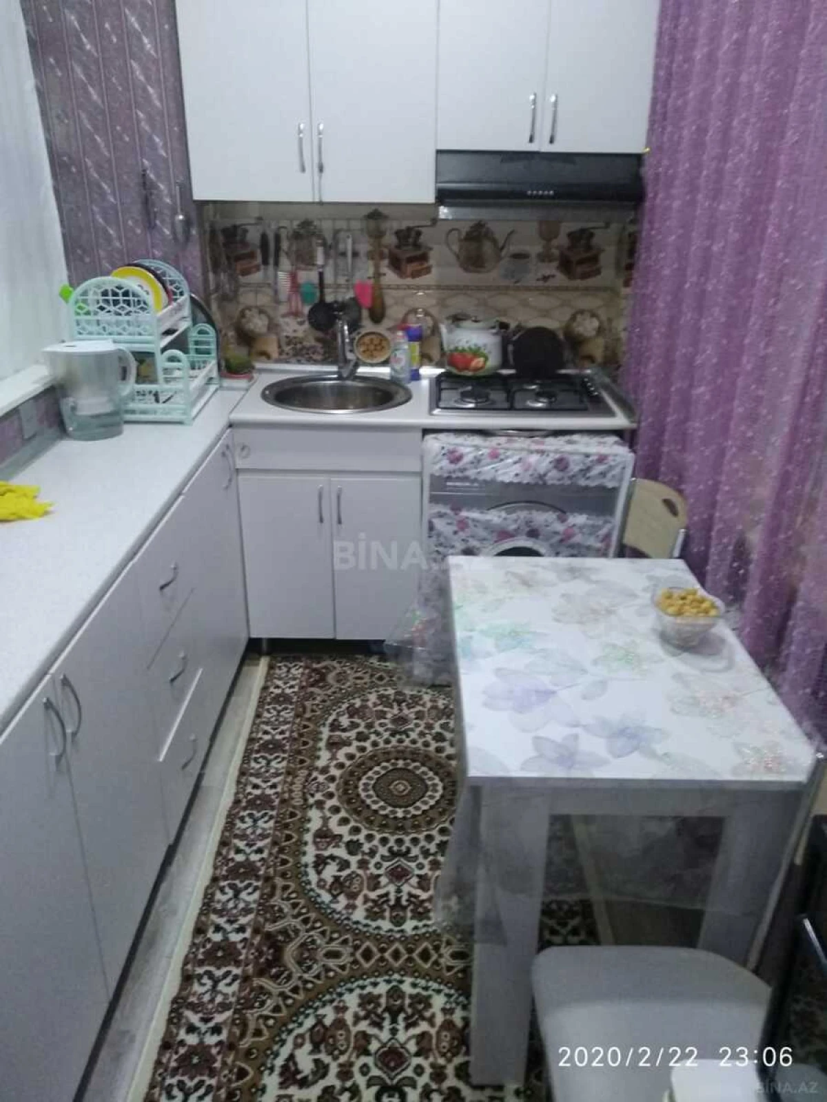 Satılır 2 otaqlı mənzil 74 m²