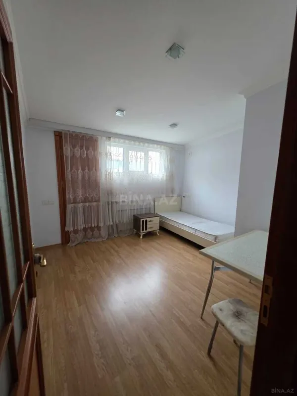 Satılır 3 otaqlı mənzil 110 m²