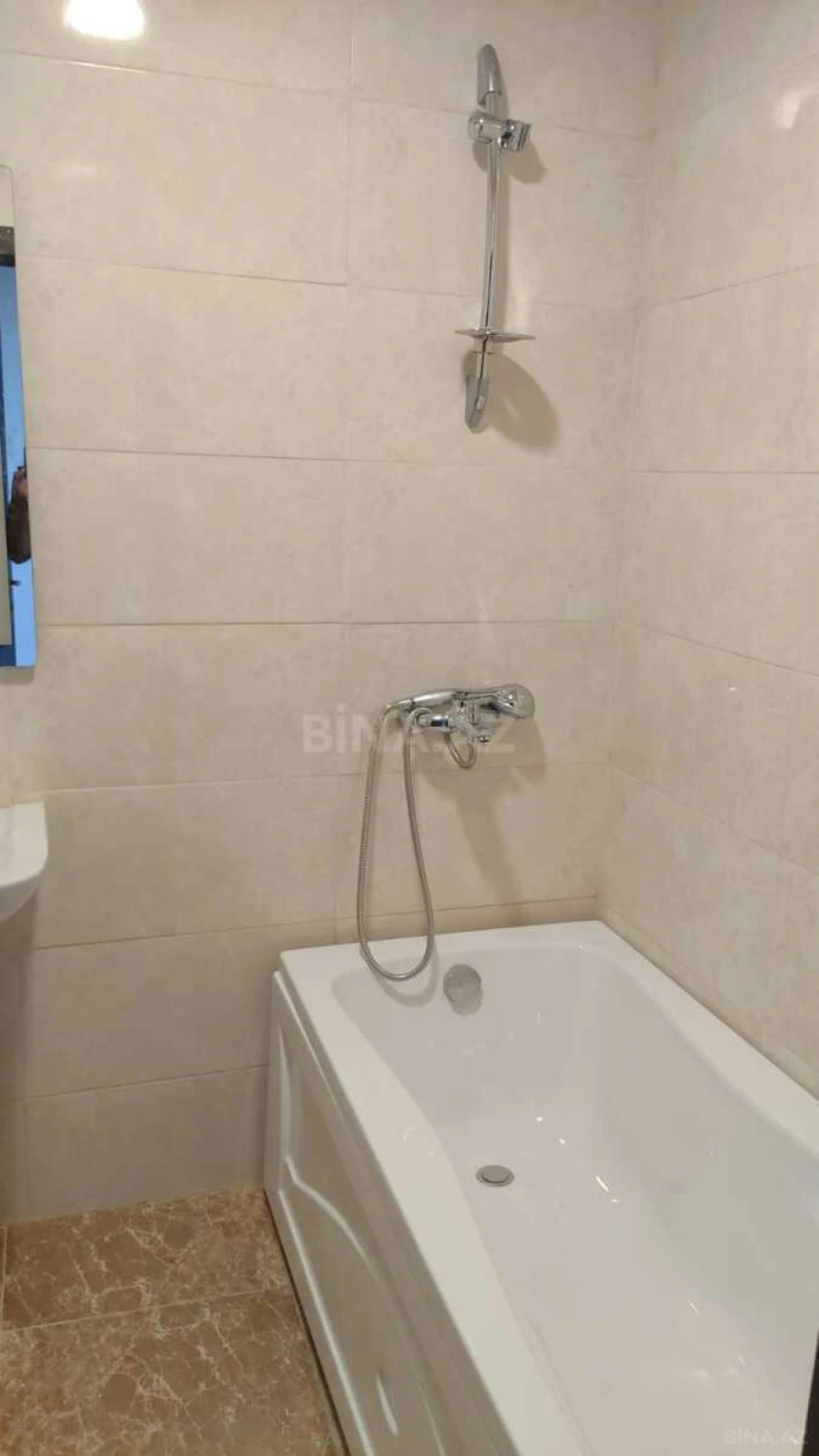 Satılır 3 otaqlı mənzil 85 m²