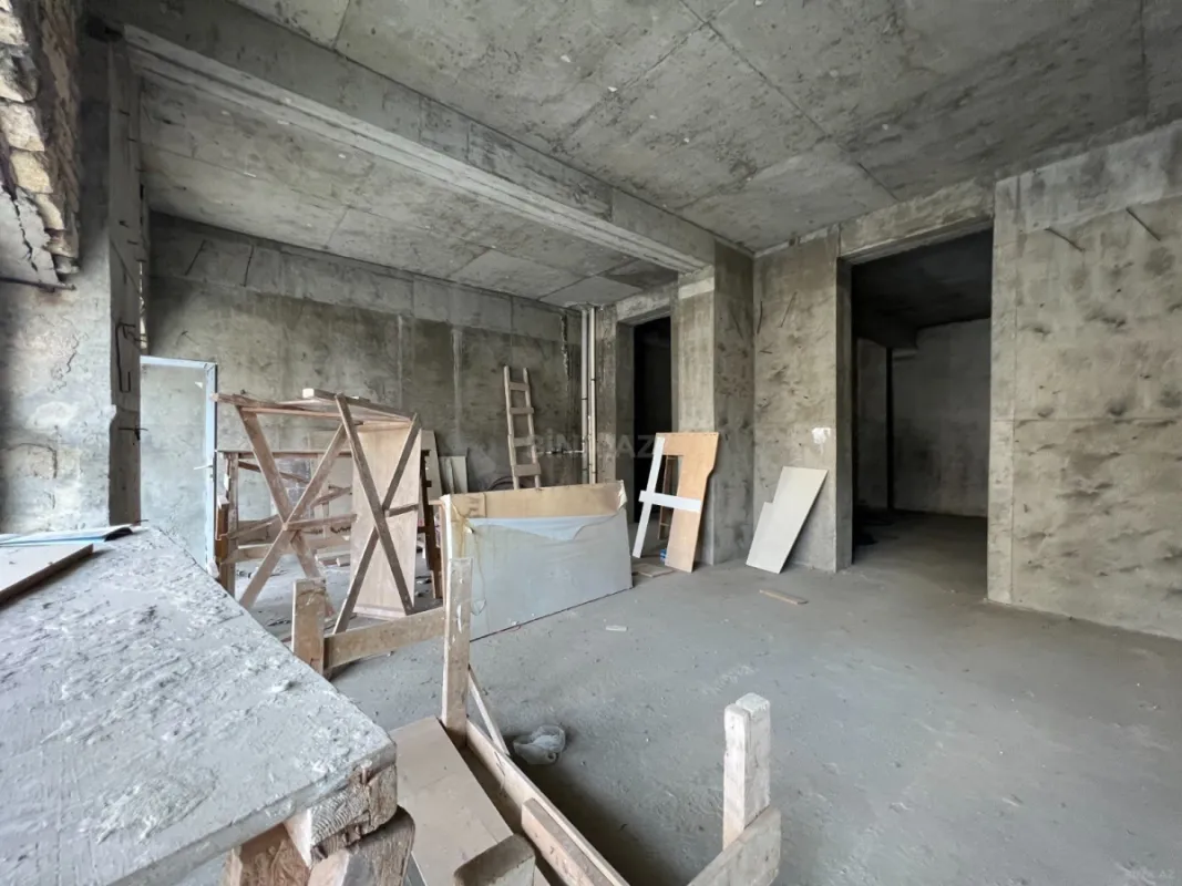 Satılır obyekt 92 m²