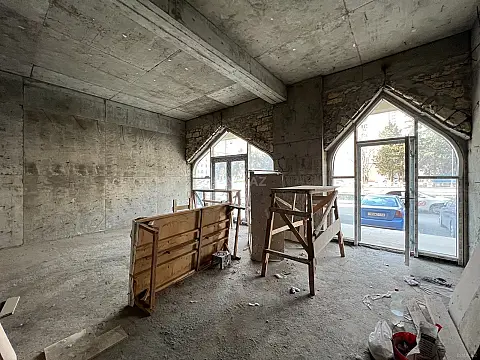 Satılır obyekt 92 m²