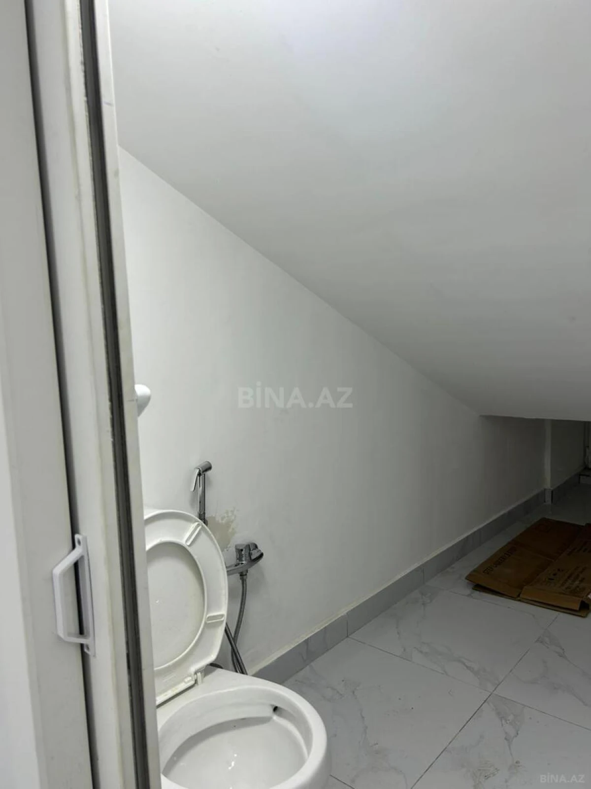 Kirayə verilir obyekt 15 m²