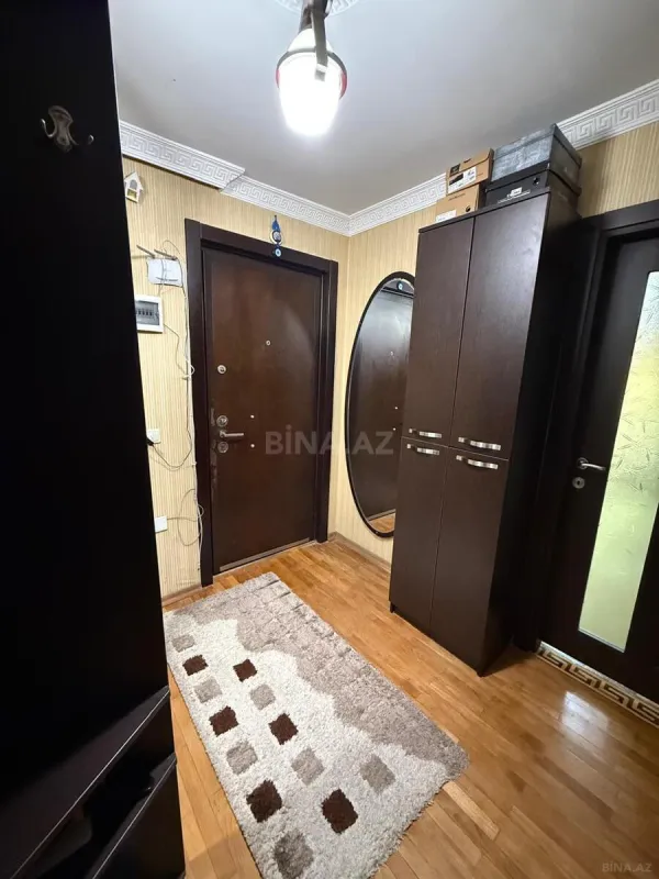 Satılır 3 otaqlı mənzil 61.6 m²