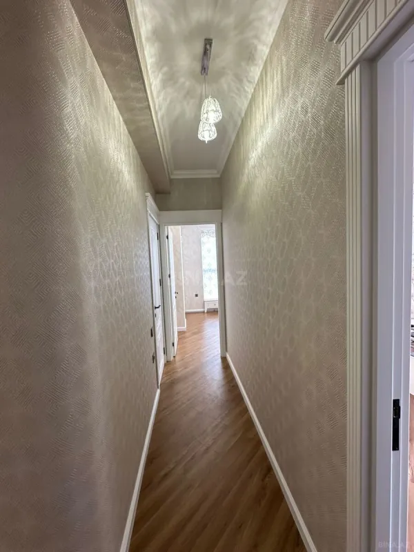 Kirayə verilir 3 otaqlı mənzil 130 m²