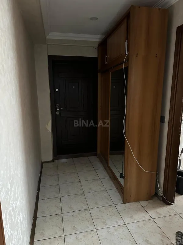 Kirayə verilir 2 otaqlı mənzil 65 m²