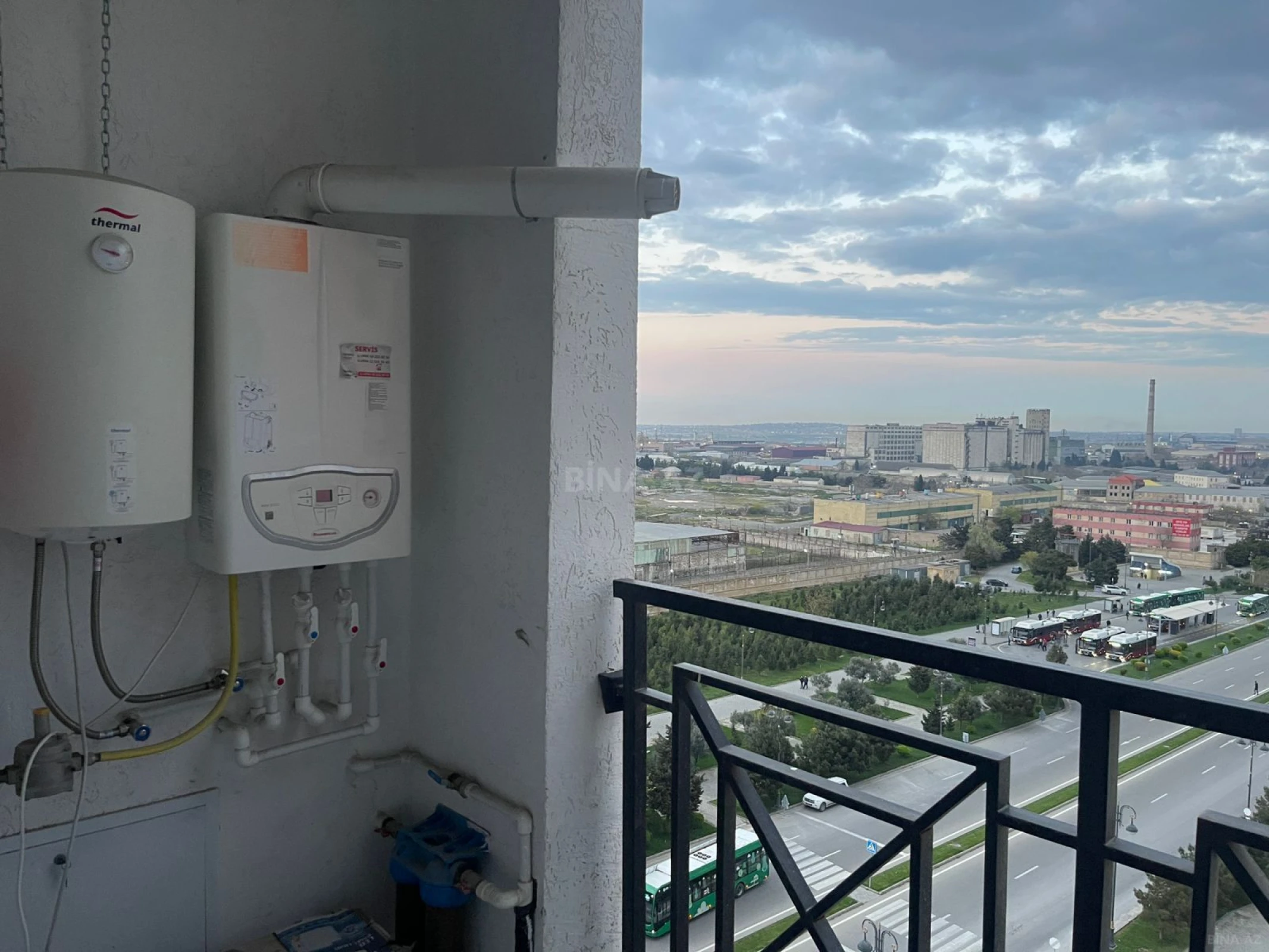 Kirayə verilir 2 otaqlı mənzil 67 m²