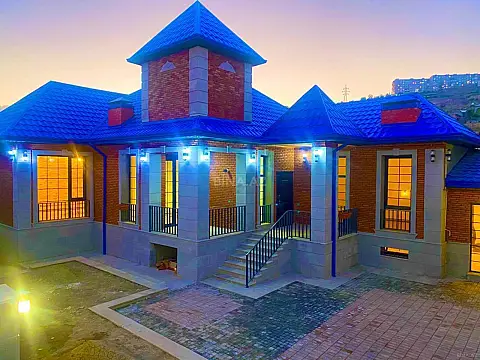 Satılır 4 otaqlı həyət evi 160 m² — Bakı 4 otaq 160.00 m²