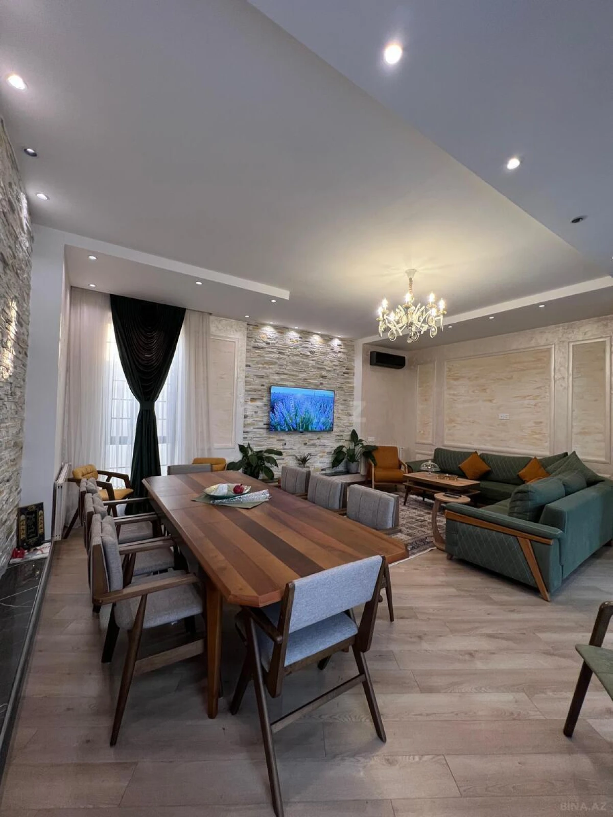 Satılır 4 otaqlı həyət evi 160 m²