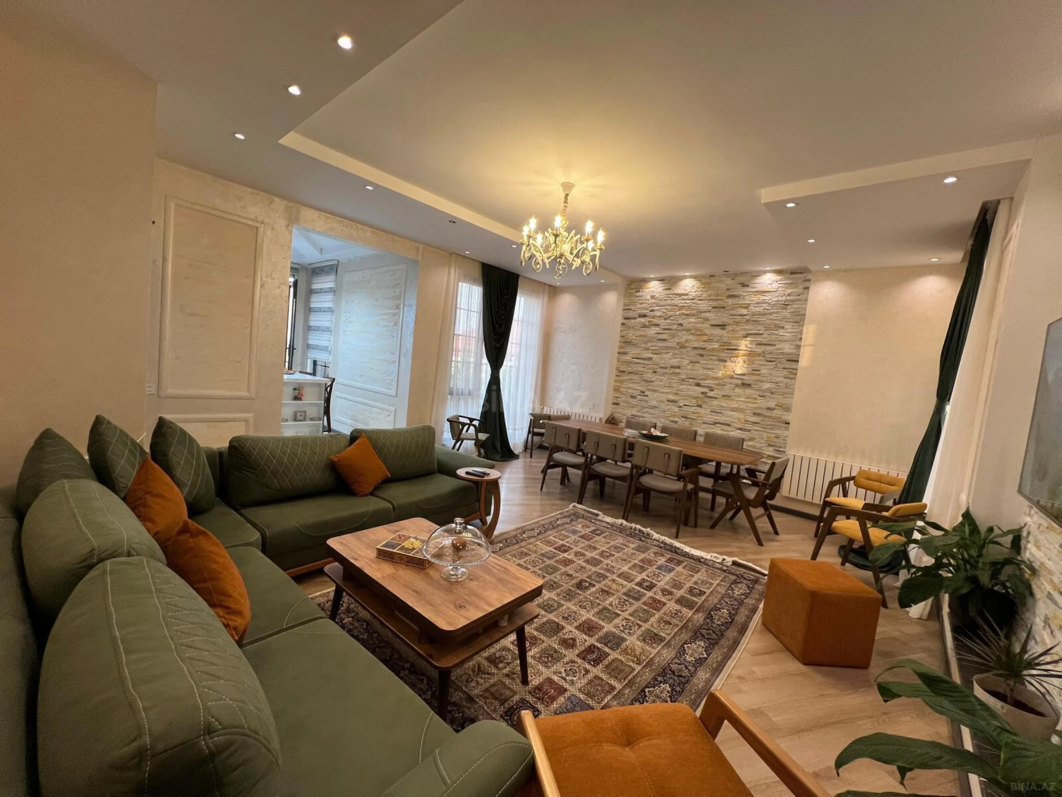 Satılır 4 otaqlı həyət evi 160 m²