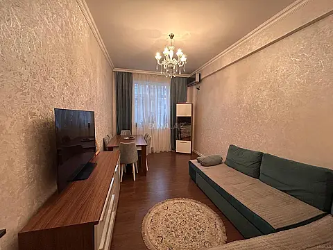 Satılır 2 otaqlı mənzil 66 m²
