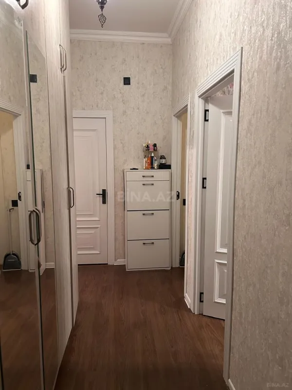 Satılır 2 otaqlı mənzil 66 m²
