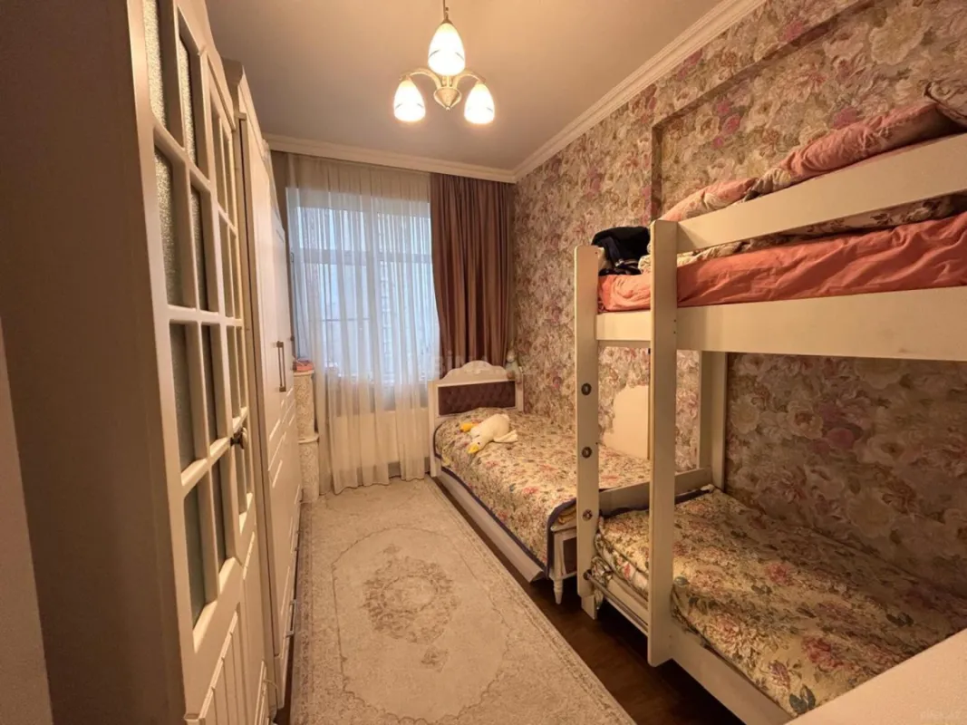Satılır 2 otaqlı mənzil 66 m²