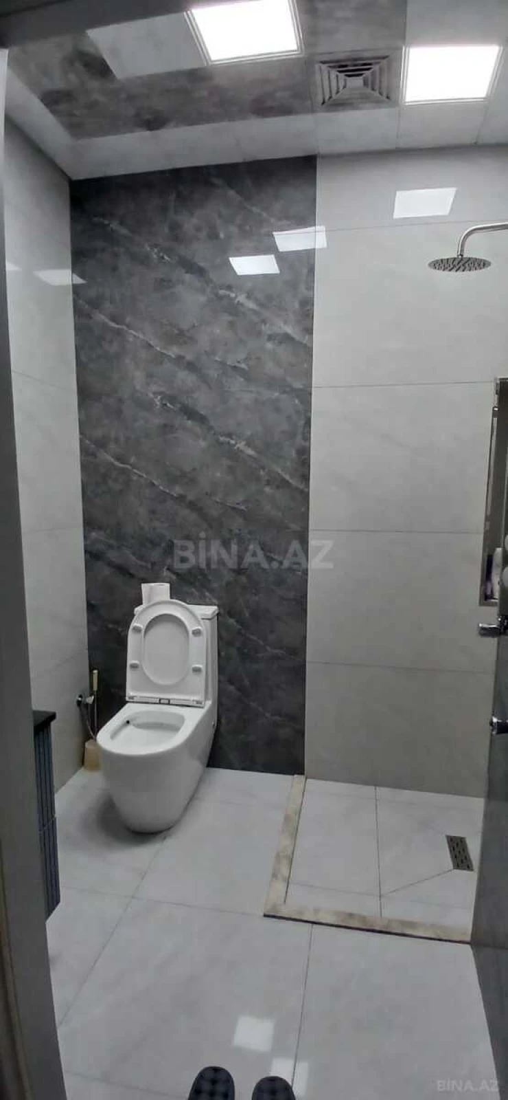 Kirayə verilir 2 otaqlı mənzil 70 m²
