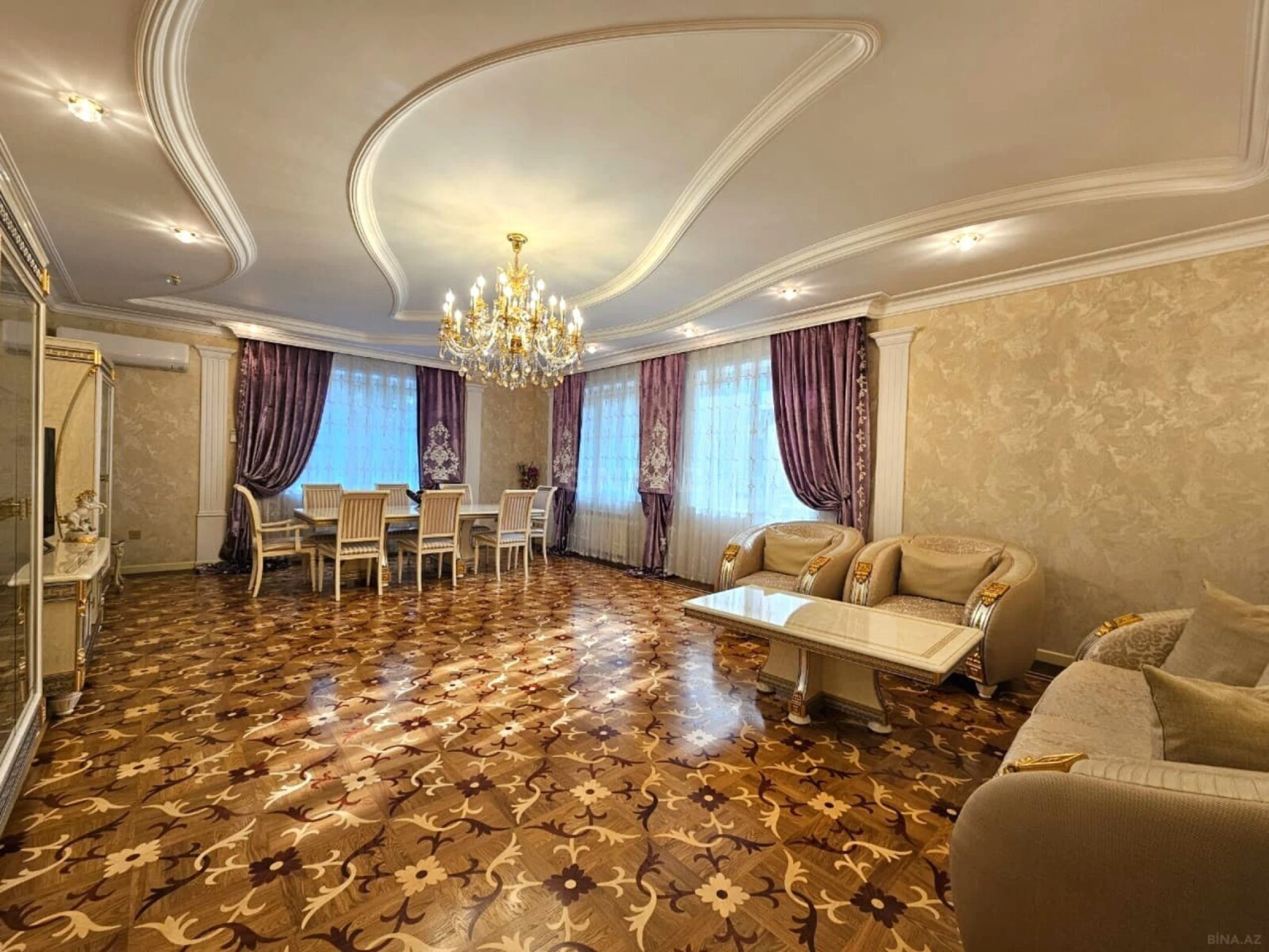 Satılır 4 otaqlı mənzil 223 m²