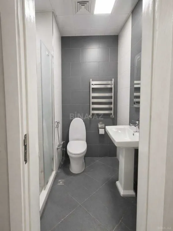 Kirayə verilir 2 otaqlı mənzil 90 m²