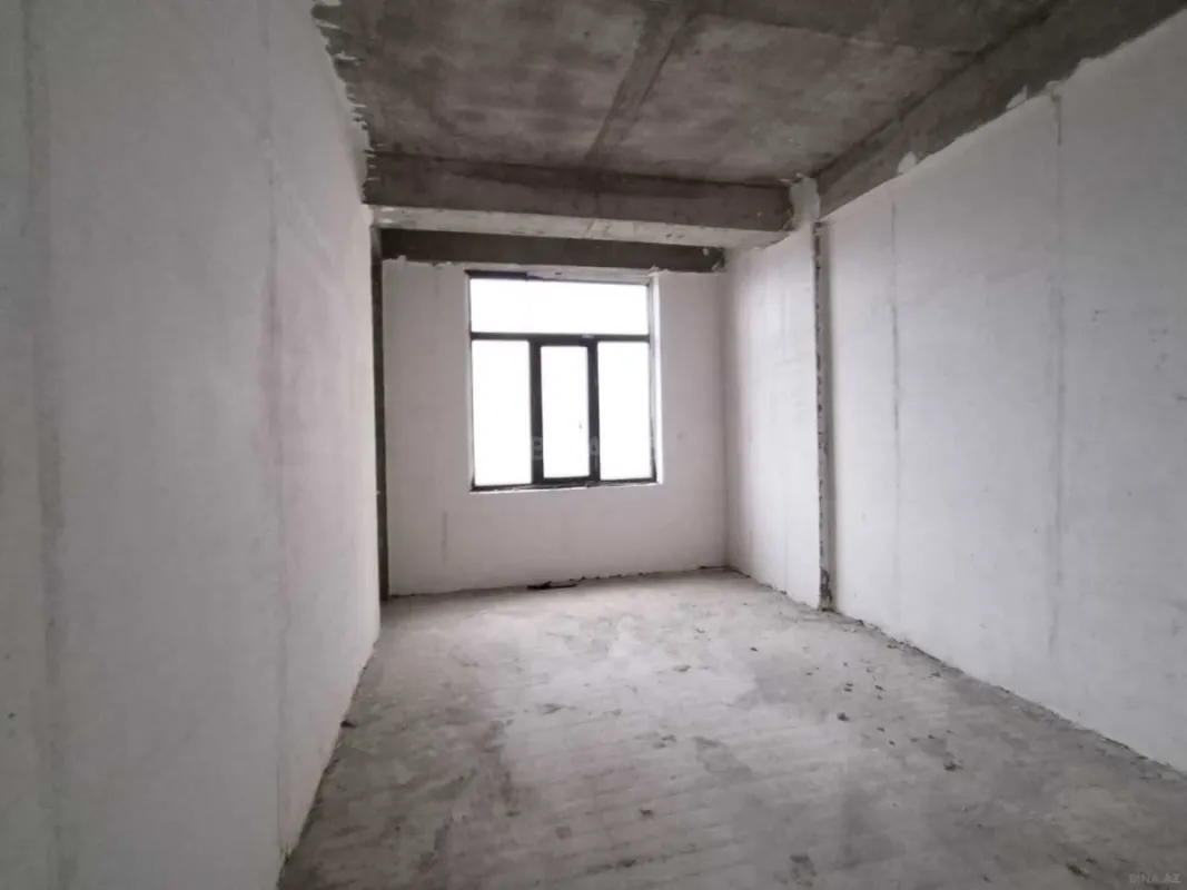 Satılır 3 otaqlı mənzil 110 m²