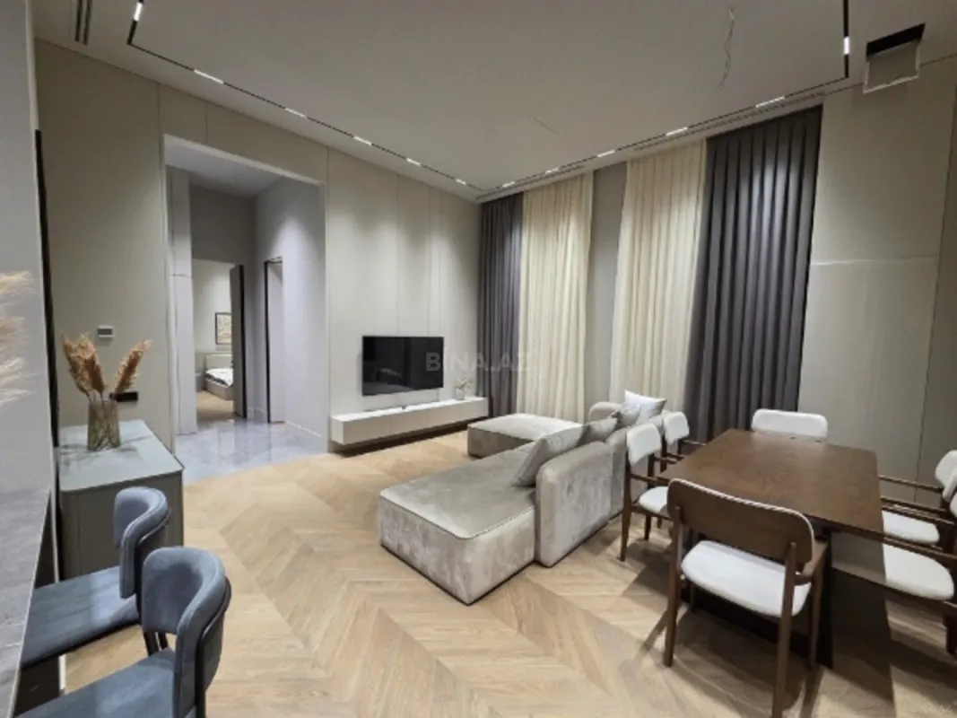 Kirayə verilir 3 otaqlı mənzil 101 m²