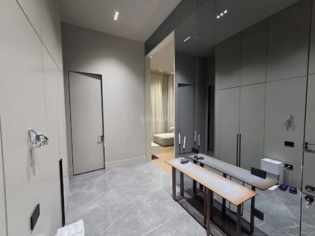 Kirayə verilir 3 otaqlı mənzil 101 m²