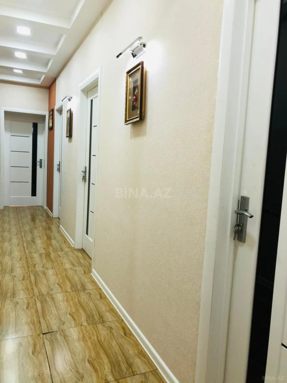 Kirayə verilir 3 otaqlı mənzil 120 m²