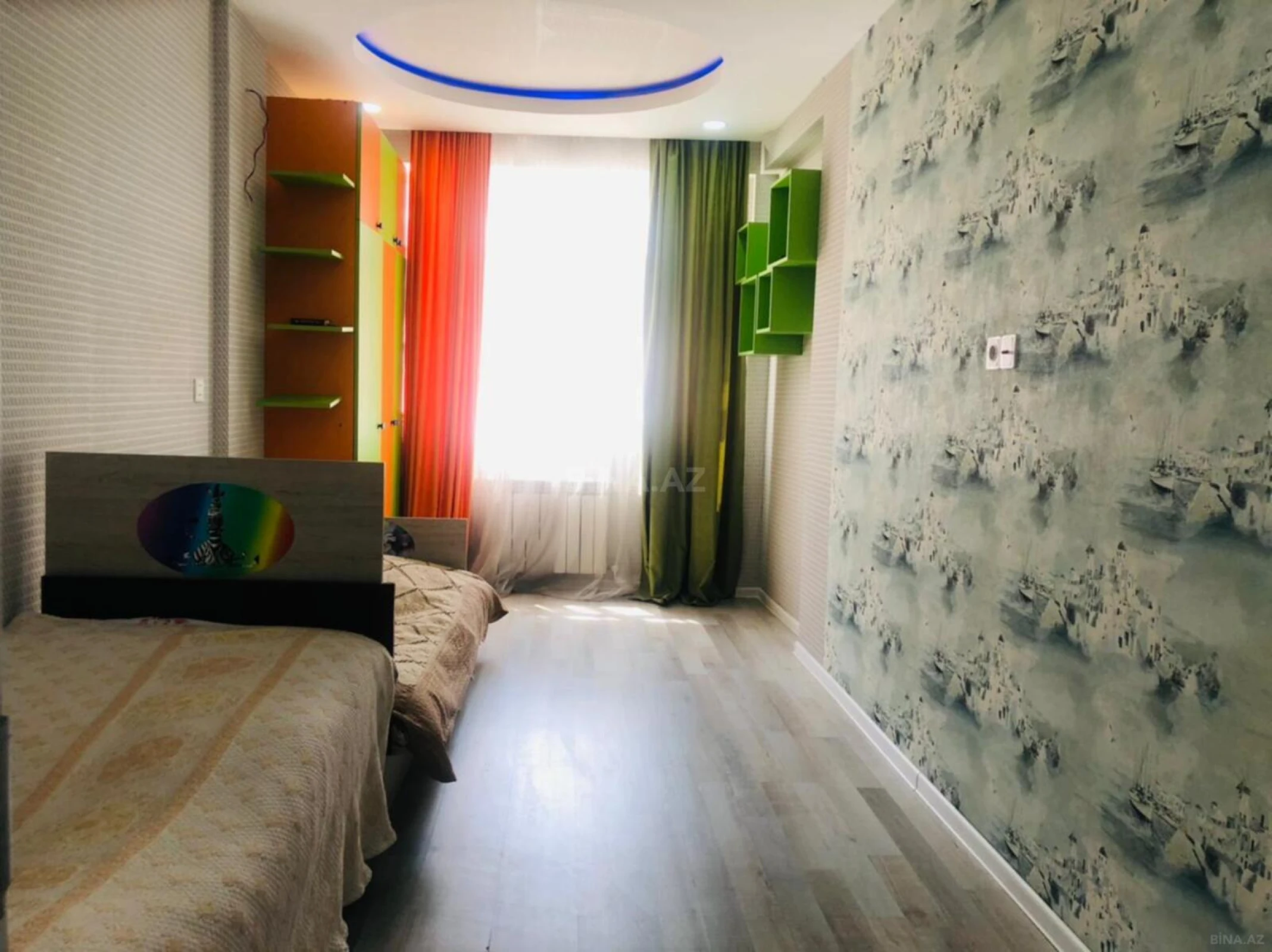 Kirayə verilir 3 otaqlı mənzil 120 m²