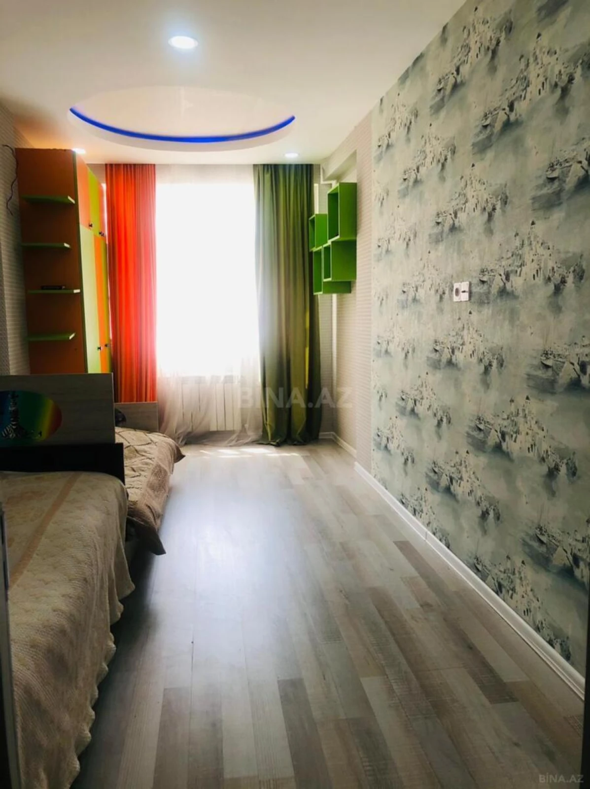 Kirayə verilir 3 otaqlı mənzil 120 m²