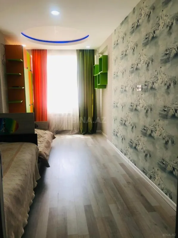 Kirayə verilir 3 otaqlı mənzil 120 m²