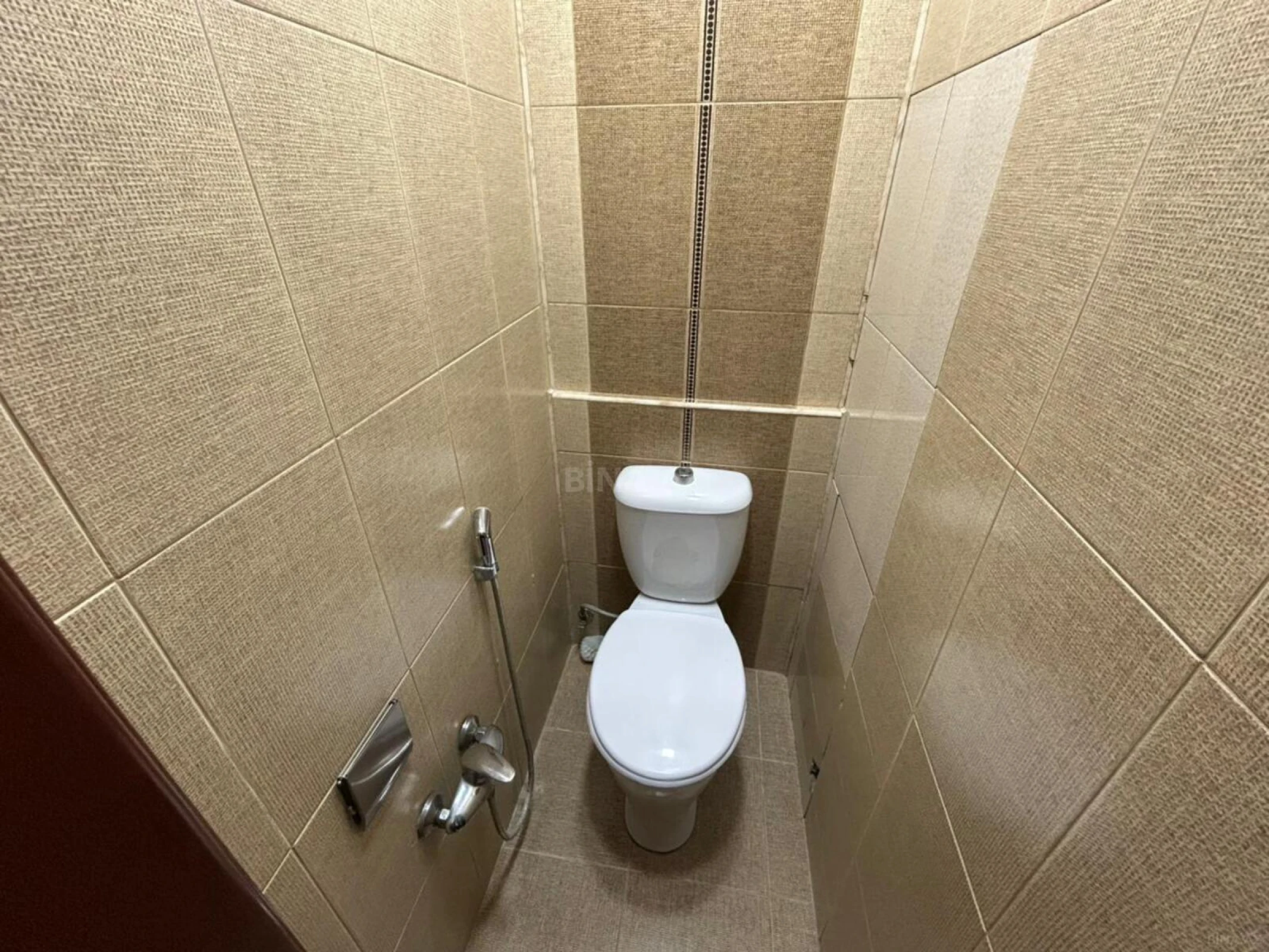 Satılır 2 otaqlı mənzil 68 m²