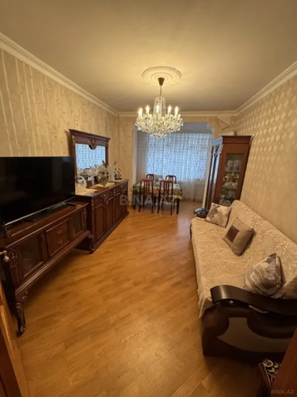 Satılır 2 otaqlı mənzil 65 m²