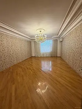 Satılır 3 otaqlı mənzil 140 m² — Bakı, Həzi Aslanov qəs. 3 otaq 140.00 m²