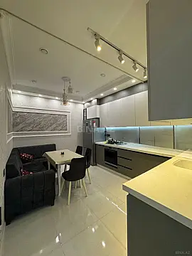 Kirayə verilir 3 otaqlı mənzil 100 m² — Bakı, Xətai 3 otaq 100.00 m²
