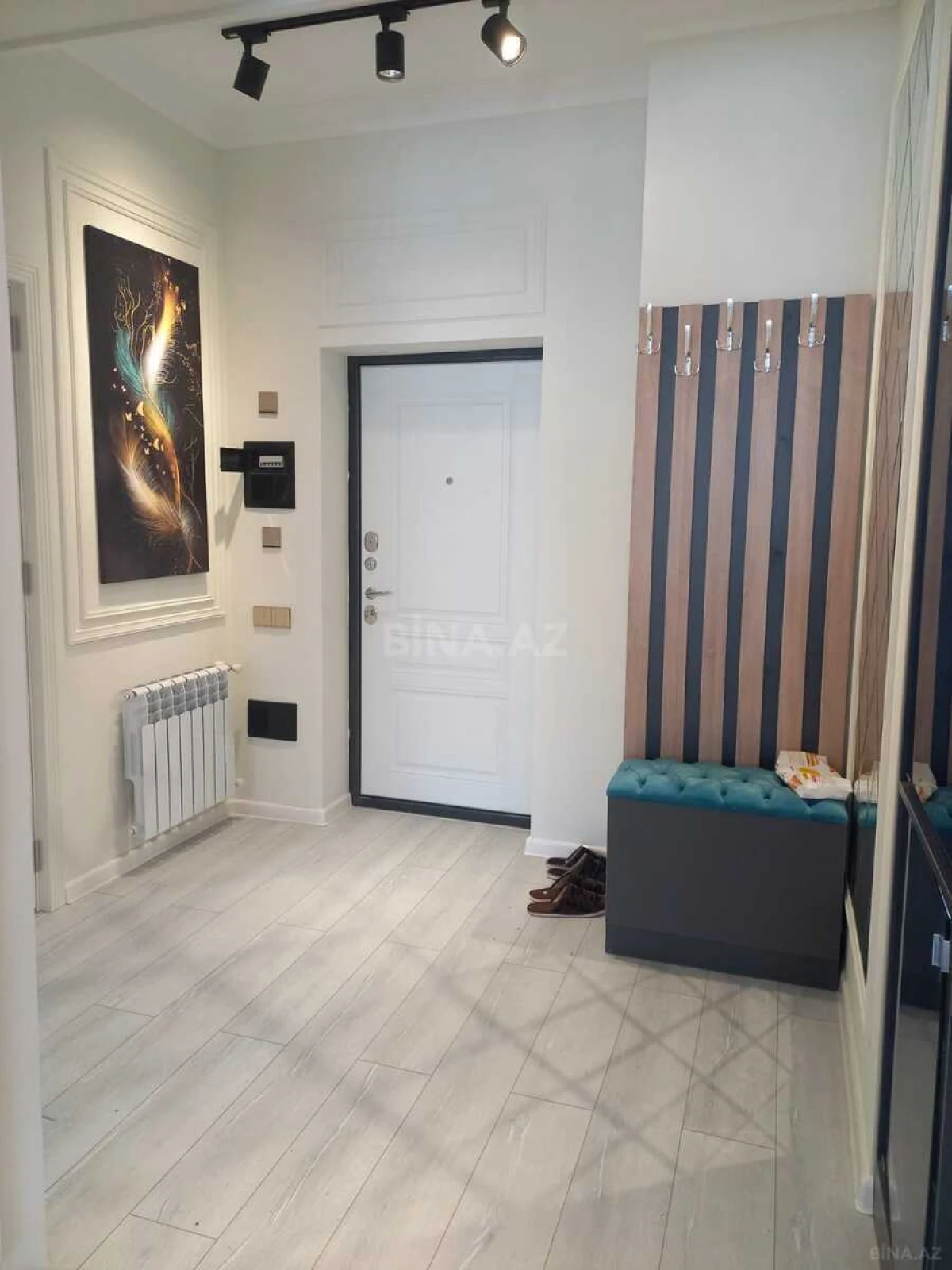 Kirayə verilir 2 otaqlı mənzil 65 m²