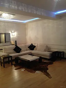 Satılır 3 otaqlı mənzil 150 m² — Bakı 3 otaq 150.00 m²
