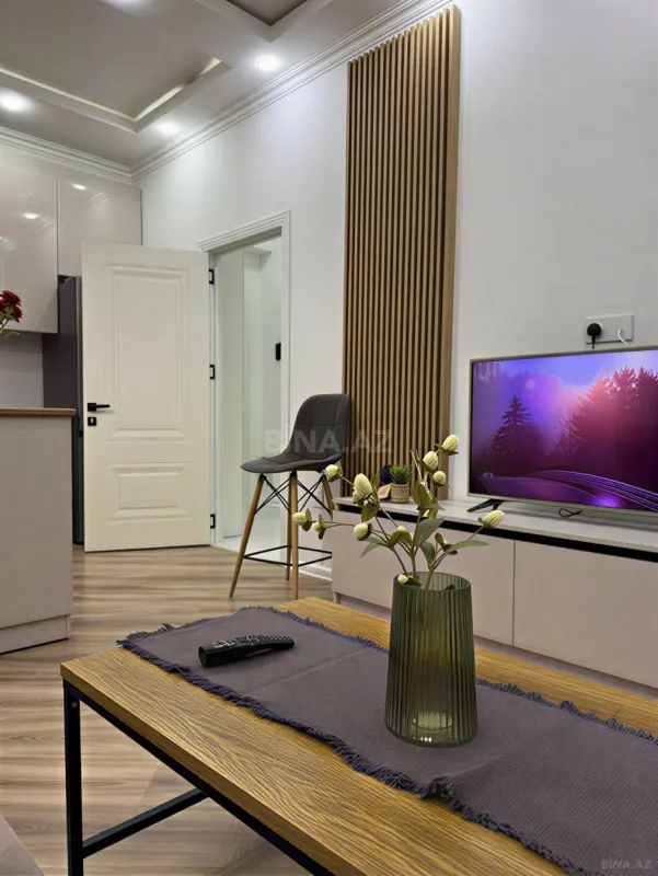 Kirayə verilir 2 otaqlı mənzil 55 m²
