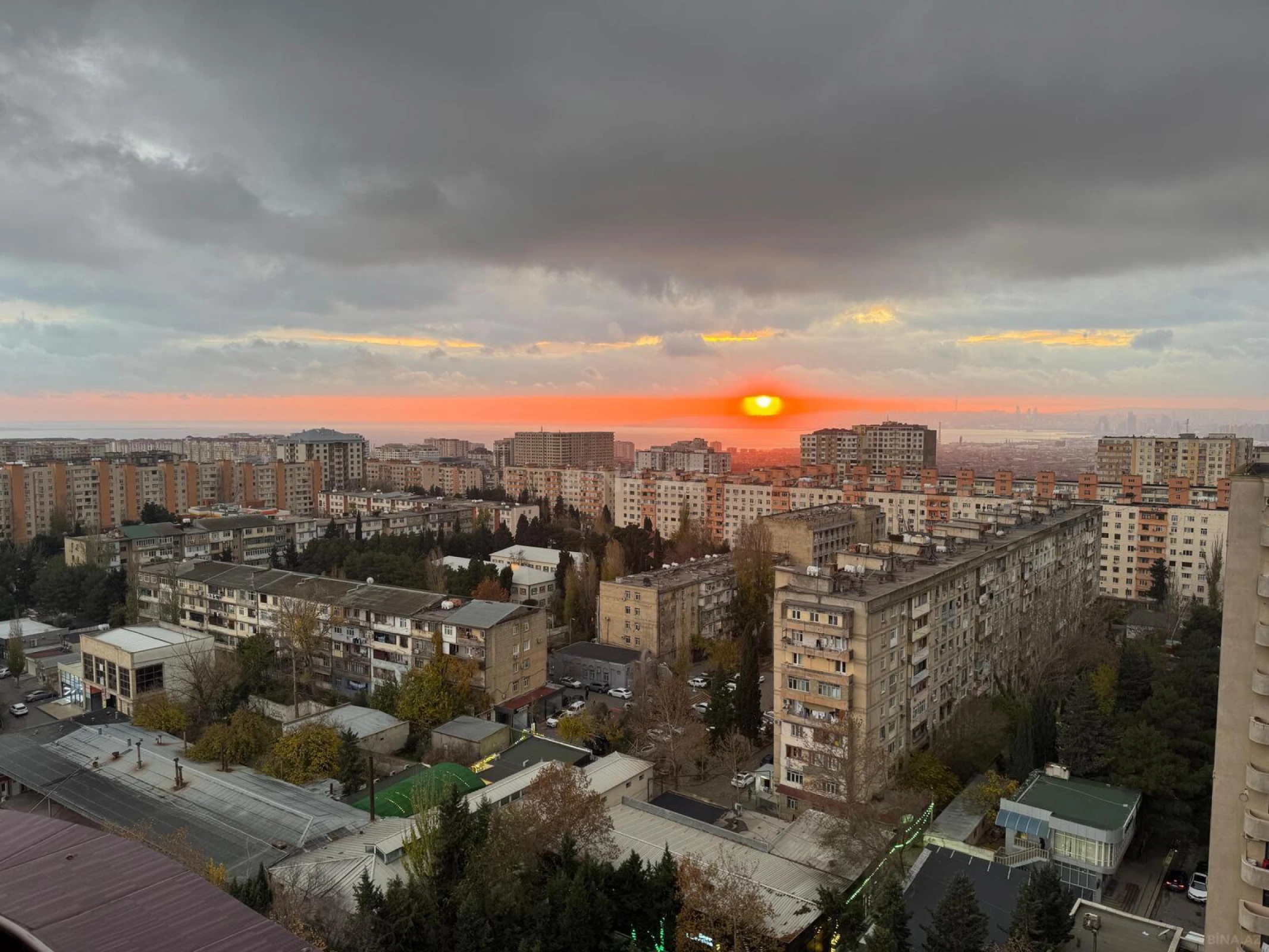 Satılır 3 otaqlı mənzil 100 m²