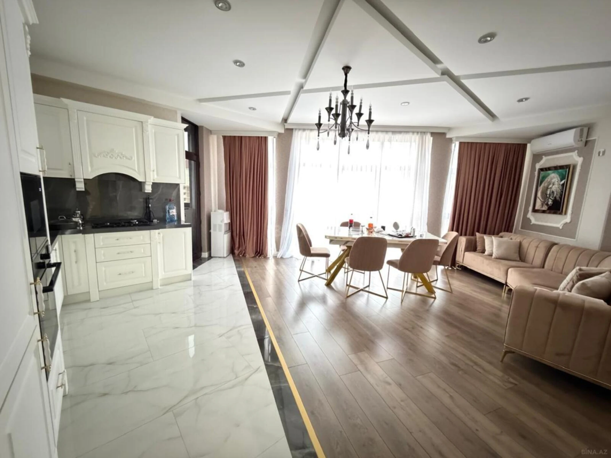 Kirayə verilir 4 otaqlı mənzil 110 m²