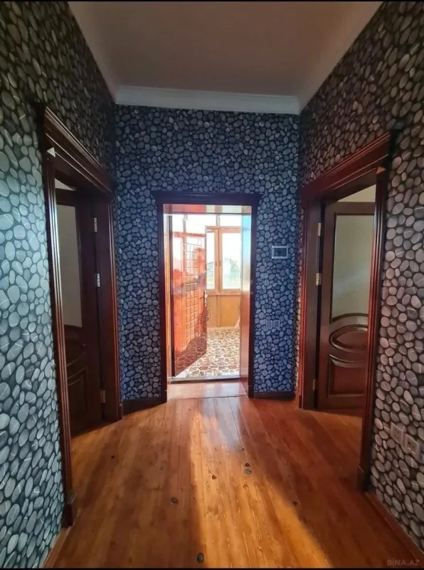 Satılır 4 otaqlı həyət evi 140 m²