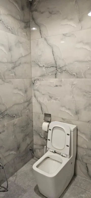 Satılır 4 otaqlı həyət evi 160 m²