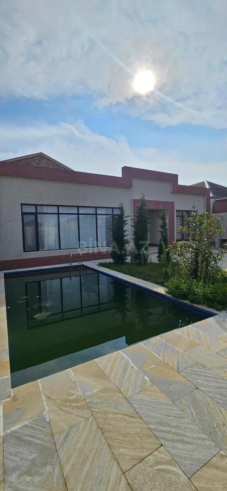 Satılır 4 otaqlı həyət evi 160 m²