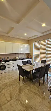 Satılır 4 otaqlı həyət evi 160 m²