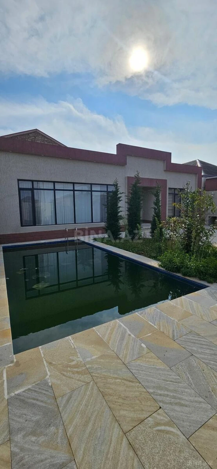 Satılır 4 otaqlı həyət evi 160 m²