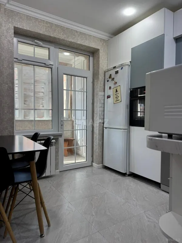 Satılır 3 otaqlı mənzil 80 m²