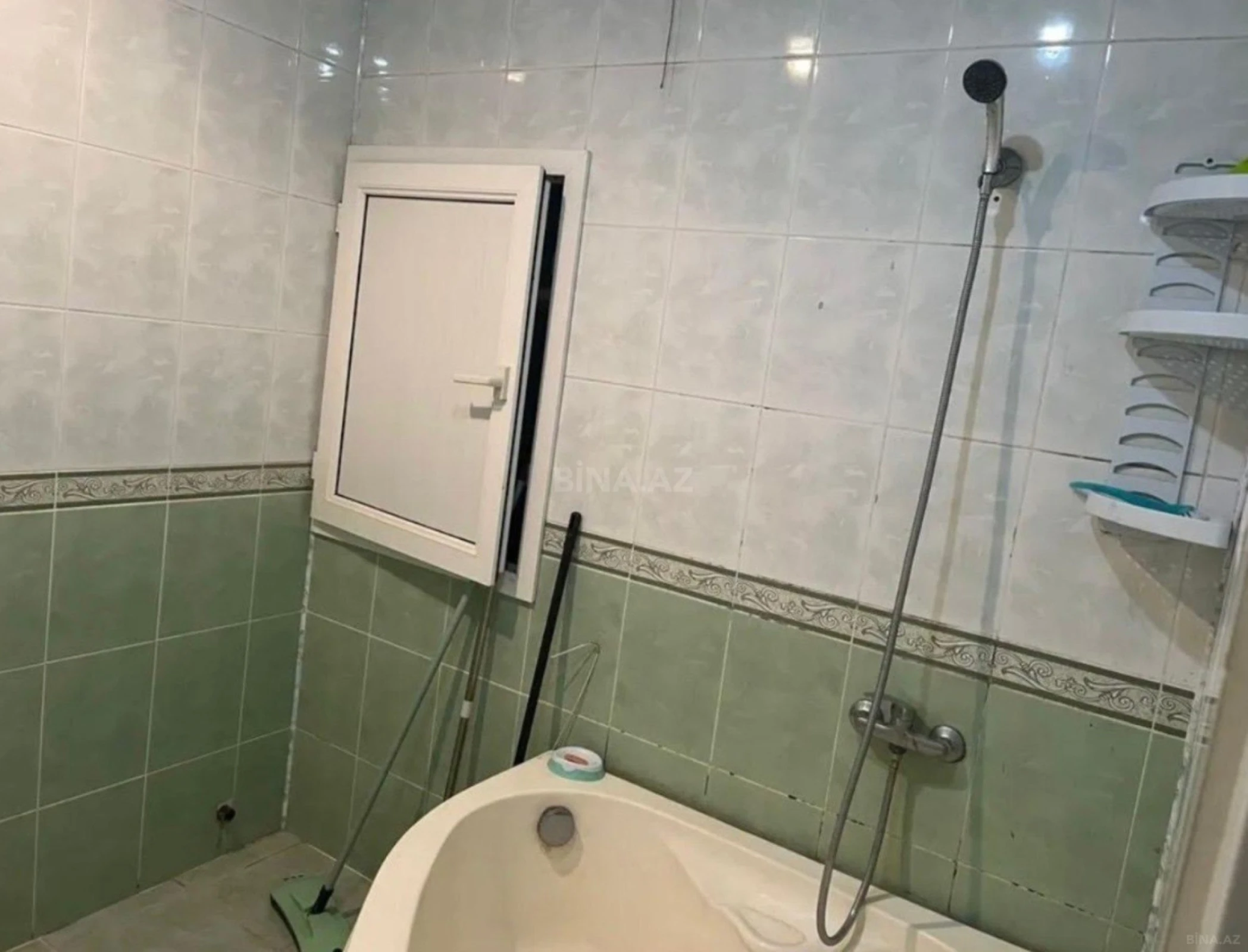 Satılır 2 otaqlı mənzil 75 m²